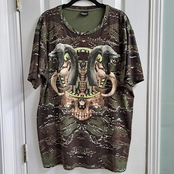 Marcelo Burlon County of Milan Snake and Skull Tee in Brown and Olive - Picture 2 of 9